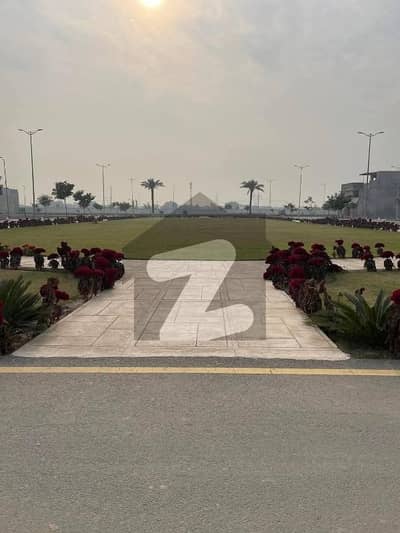 1 Kanal Plot Available For sale in Divine Enclave Esat Canal Road fsd.