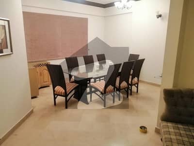 ایف ۔ 11 مرکز ایف ۔ 11,اسلام آباد میں 2 کمروں کا 9 مرلہ فلیٹ 1.5 لاکھ میں کرایہ پر دستیاب ہے۔