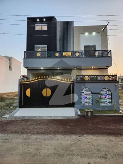 Investors Should sale This House Located Ideally In New City