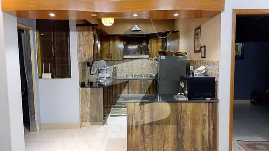 گلستانِِ جوہر ۔ بلاک 14 گلستانِ جوہر,کراچی میں 2 کمروں کا 4 مرلہ فلیٹ 1.3 کروڑ میں برائے فروخت۔