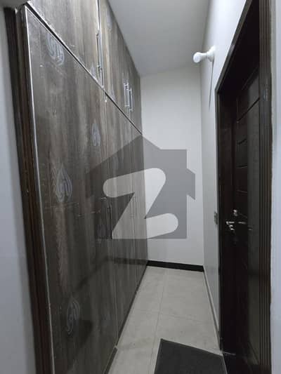 آئی ای پی انجینئرز ٹاؤن لاہور میں 1 کمرے کا 4 مرلہ مکان 1.3 کروڑ میں برائے فروخت۔