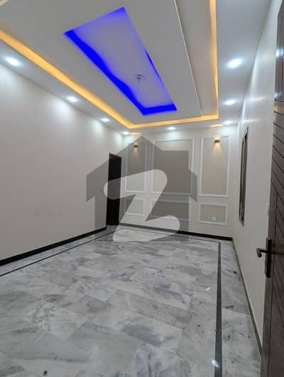 سکیم 33 کراچی میں 2 کمروں کا 6 مرلہ مکان 47.0 ہزار میں کرایہ پر دستیاب ہے۔