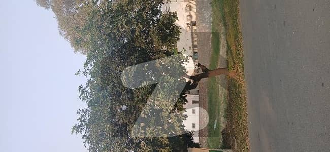 ڈی ایچ اے فیز 6 - بلاک کے فیز 6,ڈیفنس (ڈی ایچ اے),لاہور میں 2 کنال رہائشی پلاٹ 22.0 کروڑ میں برائے فروخت۔