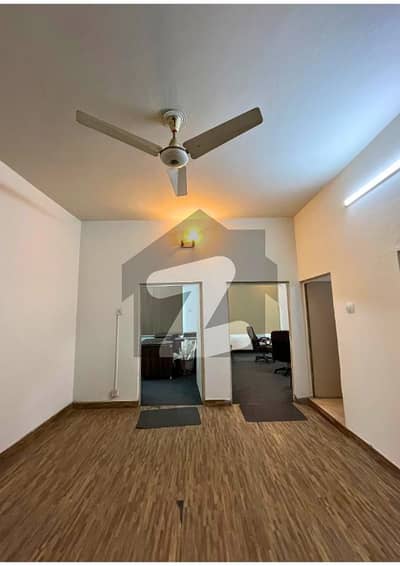 4 Marla Commercial Plaza 2nd Floor For Rent Ideal For Office Clinic