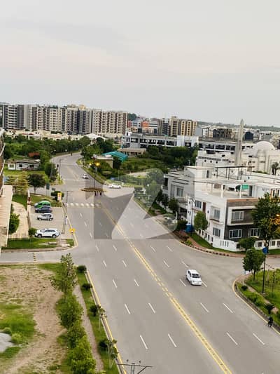 1kanal plote for sale Sector C bahir enclave islamabad rode 8