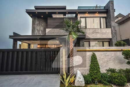 ORIGINAL ADD FULL BASEMENT FULL FURNISHED WITH CENIMA & LIFT NEAR DOLMEN MALL PHASE 6