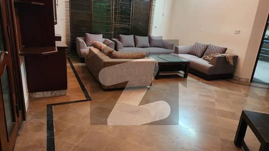 جوہر ٹاؤن فیز 2 جوہر ٹاؤن,لاہور میں 3 کمروں کا 1 کنال بالائی پورشن 1.3 لاکھ میں کرایہ پر دستیاب ہے۔