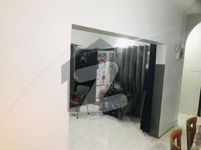 2 Bed DD Flat For Sale 1100 Square Feet