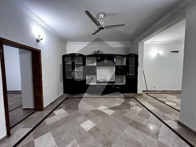 Lower Portion For rent In Rs. 80000