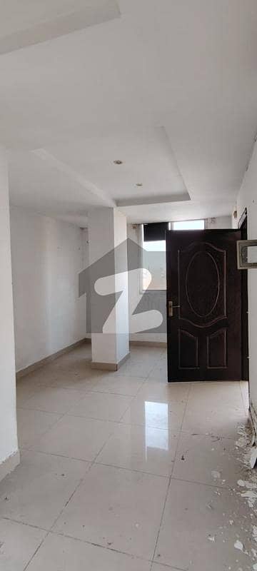 Modern 1-Bed Studio Apartment for Rent