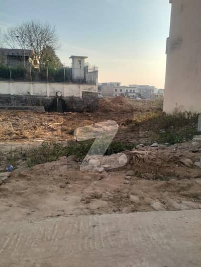 7 Marla Plot For Sale