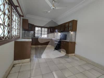 600 SQ yards bungalow upper portion available for rent in phase 7