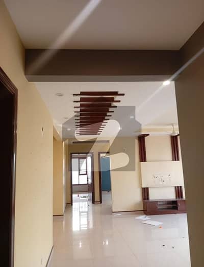 ڈی ایچ اے فیز 8 ڈی ایچ اے ڈیفینس,کراچی میں 5 کمروں کا 1 کنال مکان 17.0 کروڑ میں برائے فروخت۔