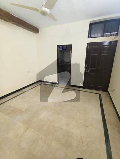 آئی ۔ 10/2 آئی ۔ 10,اسلام آباد میں 2 کمروں کا 6 مرلہ زیریں پورشن 70.0 ہزار میں کرایہ پر دستیاب ہے۔