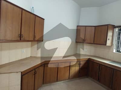 1 Kanal Lower Portion Is Available For Rent In Dha Phase 4 Near Nadra Office Phase 4