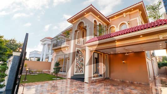 Luxury 1 Kanal Bungalow For Sale DHA Phase 7, Lahore