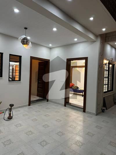 جی ۔ 13 اسلام آباد میں 5 کمروں کا 8 مرلہ مکان 6.75 کروڑ میں برائے فروخت۔