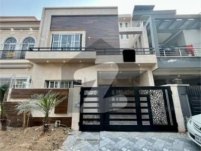 7 Marla Brand New House Available For Sale In Lake City Sector M-7A
