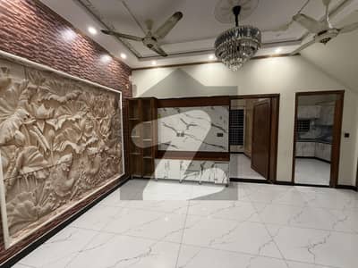 5 Marla Lower Portion Available For Rent