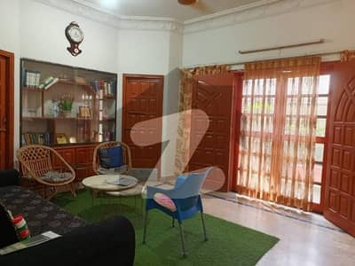 400SQYD 4BED DD PORTION AVALIABLE FOR RENT