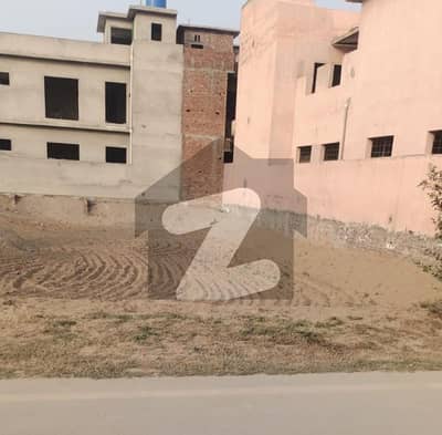 پارک ویو سٹی ۔ تولپ ایکسٹینشن بلاک پارک ویو سٹی,لاہور میں 1 کنال رہائشی پلاٹ 2.75 کروڑ میں برائے فروخت۔