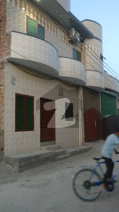 قینچی موڑ سرگودھا میں 6 کمروں کا 4 مرلہ مکان 90.0 لاکھ میں برائے فروخت۔