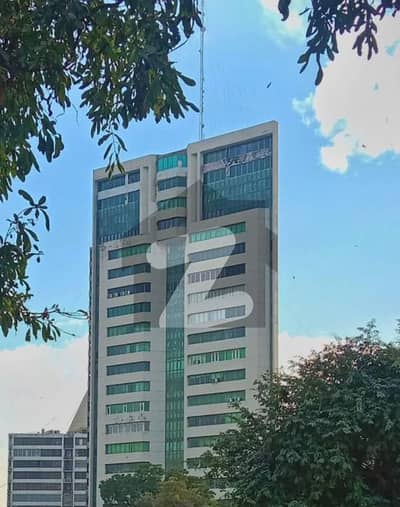 آئی آئی چندڑیگر روڈ کراچی میں 4 مرلہ دفتر 1.57 کروڑ میں برائے فروخت۔