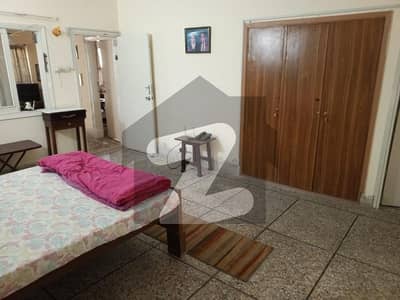 گلشنِ اقبال ٹاؤن کراچی میں 3 کمروں کا 8 مرلہ زیریں پورشن 70.0 ہزار میں کرایہ پر دستیاب ہے۔