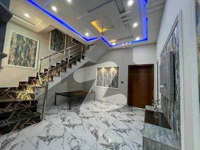 ملتان پبلک سکول روڈ ملتان میں 3 کمروں کا 3 مرلہ مکان 1.0 کروڑ میں برائے فروخت۔ ملتان پبلک سکول روڈ ملتان میں 3 کمروں کا 3 مرلہ مکان 1.0 کروڑ میں برائے فروخت۔