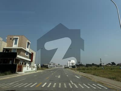 عمارکینیان ویوز اسلام آباد میں 10 مرلہ رہائشی پلاٹ 1.95 کروڑ میں برائے فروخت۔