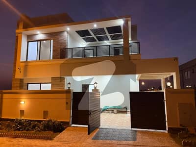 بحریہ ٹاؤن - پریسنٹ 16 بحریہ ٹاؤن کراچی,کراچی میں 5 کمروں کا 11 مرلہ مکان 2.05 کروڑ میں برائے فروخت۔