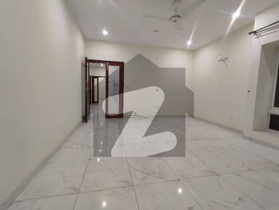 Like Brand New 500 Sq Yards Upper Portion for Rent | 3 Bed | Prime DHA Phase 6