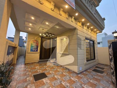 ڈی ایچ اے 11 رہبر فیز 2 ڈی ایچ اے 11 رہبر,لاہور میں 3 کمروں کا 5 مرلہ مکان 2.35 کروڑ میں برائے فروخت۔