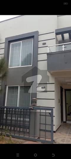 5 Marla Beautiful House Available For Sale In Park View City - B-Block 5 Marla Beautiful House Available For Sale In Park View City - B-Block