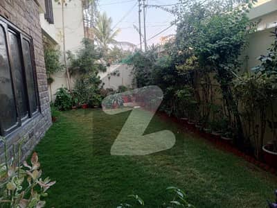 سندھ بلوچ ہاؤسنگ سوسائٹی گلستانِ جوہر,کراچی میں 10 کمروں کا 16 مرلہ مکان 6.0 کروڑ میں برائے فروخت۔