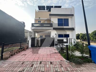 Prime Location House To Rent In Bahria Enclave