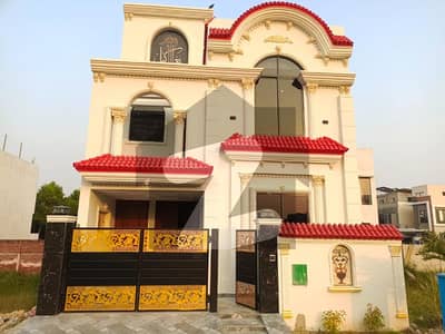 بحریہ نشیمن ۔ سن فلاور بحریہ نشیمن,لاہور میں 3 کمروں کا 5 مرلہ مکان 1.57 کروڑ میں برائے فروخت۔