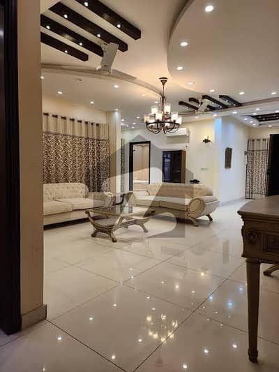 ڈی ایچ اے فیز 7 ایکسٹینشن ڈی ایچ اے ڈیفینس,کراچی میں 3 کمروں کا 5 مرلہ مکان 4.75 کروڑ میں برائے فروخت۔