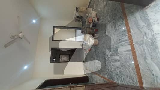 بنی گالہ اسلام آباد میں 2 کمروں کا 5 مرلہ مکان 1.25 کروڑ میں برائے فروخت۔