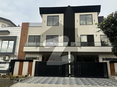 5 Marla Luxurious House for Sale in Multi Gardens B17 Islamabad - Block C1