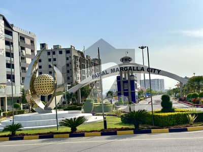 10 Marla plot for Sale in FMC - B17 Islamabad !
