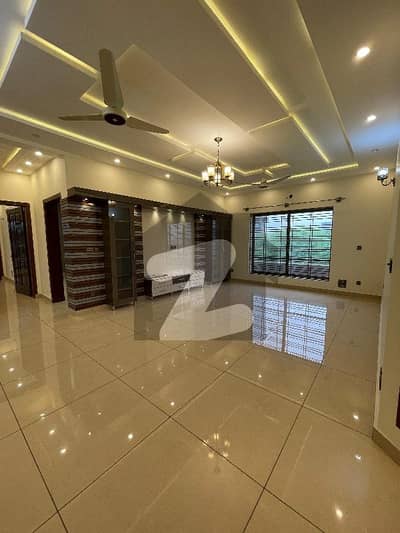 Upper Portion For Rent In G15 Size 1 Kanal Water Gas Electricity All Facilities Near To Markaz Masjid Park Best Location More Five Options Available