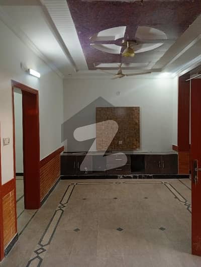 پاکستان ٹاؤن - فیز 1 پاکستان ٹاؤن,اسلام آباد میں 4 کمروں کا 5 مرلہ مکان 80.0 ہزار میں کرایہ پر دستیاب ہے۔