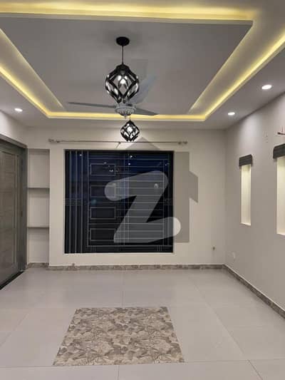 BEAUTIFUL LOCATION BRAND NEW UPPER PORTION FOR RENT