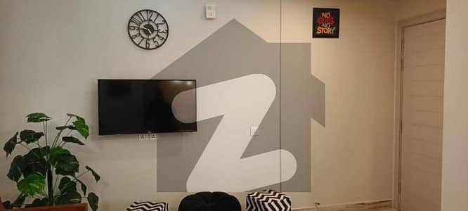 دی سپرنگ آپارٹمنٹس ہومز مین کینال بینک روڈ,لاہور میں 1 کمرے کا 3 مرلہ فلیٹ 70.0 ہزار میں کرایہ پر دستیاب ہے۔