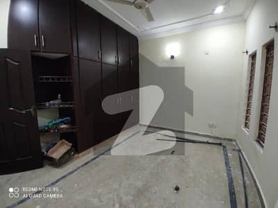 بحریہ ٹاؤن فیز 8 ۔ ابو بکر بلاک بحریہ ٹاؤن فیز 8 ۔ سفاری ویلی,بحریہ ٹاؤن فیز 8,بحریہ ٹاؤن راولپنڈی,راولپنڈی میں 3 کمروں کا 7 مرلہ بالائی پورشن 40.0 ہزار میں کرایہ پر دستیاب ہے۔