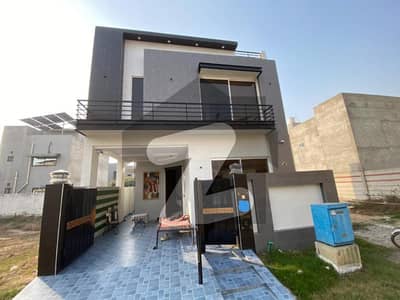 LUXURIOUS 5 MARLA HOUSE FOR SALE IN DHA RAHBER SECTOR 2, BLOCK P
