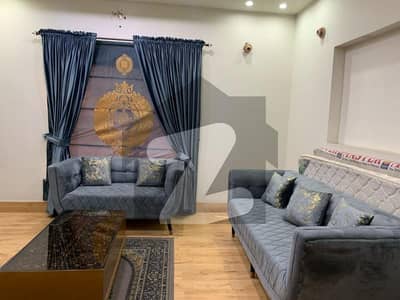 NON FURNISHED 5 MARLA LOWER PORTION AVAILABLE FOR RENT IN AA BLOCK BAHRIA TOWN LAHORE