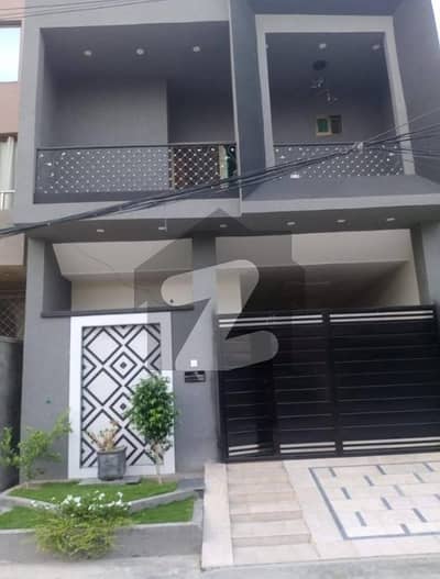 ہربنس پورہ لاہور میں 5 کمروں کا 10 مرلہ مکان 1.0 لاکھ میں کرایہ پر دستیاب ہے۔