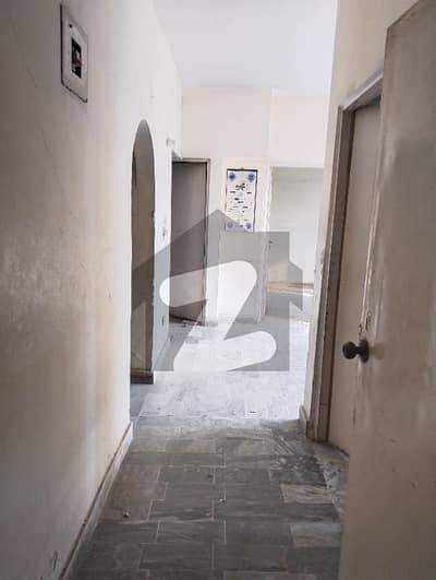 3 bed dd flat for rent
